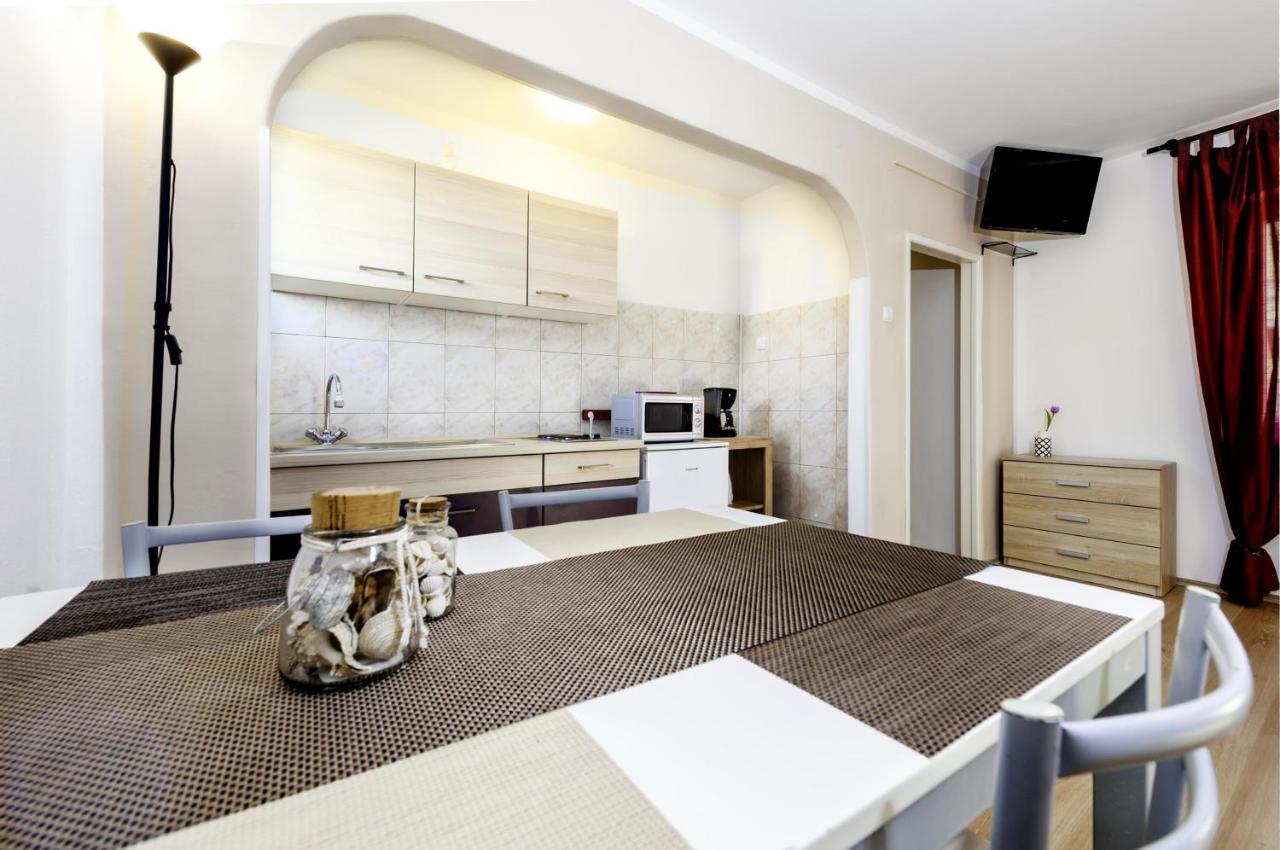 Studio Sony Rovinj Luaran gambar