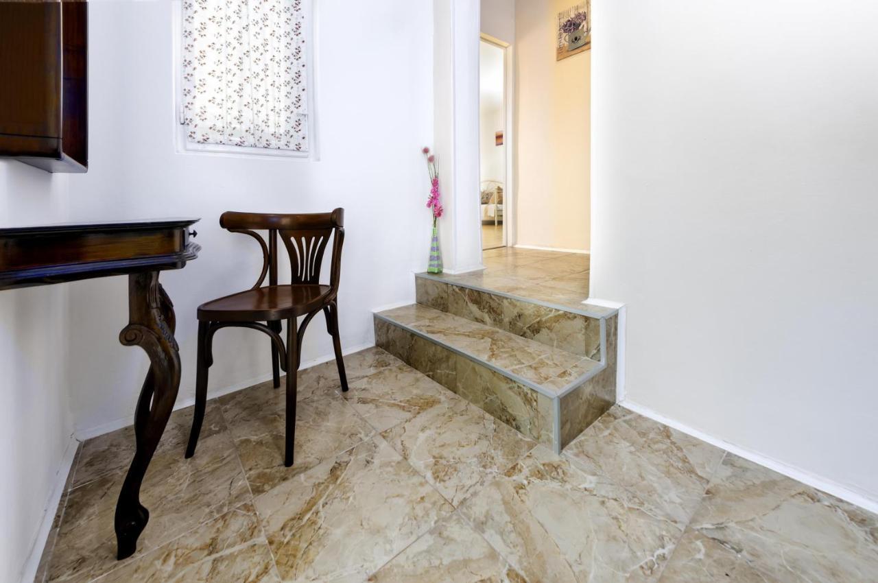 Studio Sony Rovinj Luaran gambar
