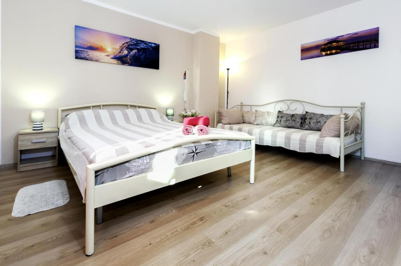 Studio Sony Rovinj Luaran gambar